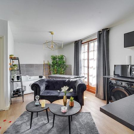 Sweet Angel Suite Romantique Avec Spa Bruz Luaran gambar