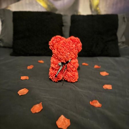 Sweet Angel Suite Romantique Avec Spa Bruz Luaran gambar